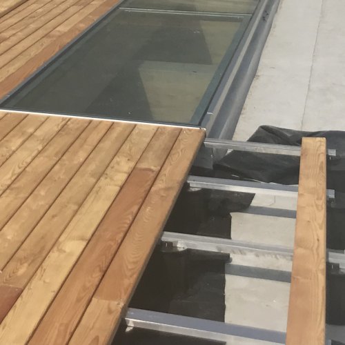 A2 Rated Pedestals and Rails for Decking