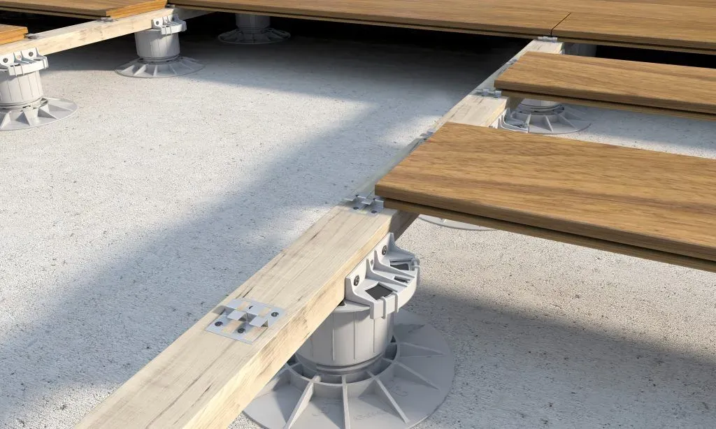 Step 2: Orient the decking boards
	Decide which direction to lay the composite decking boards in.
	Boards look and function best when laid perpendicular to the sub-frame and building line, door, and viewing point.
	Ask our team about other layout options.