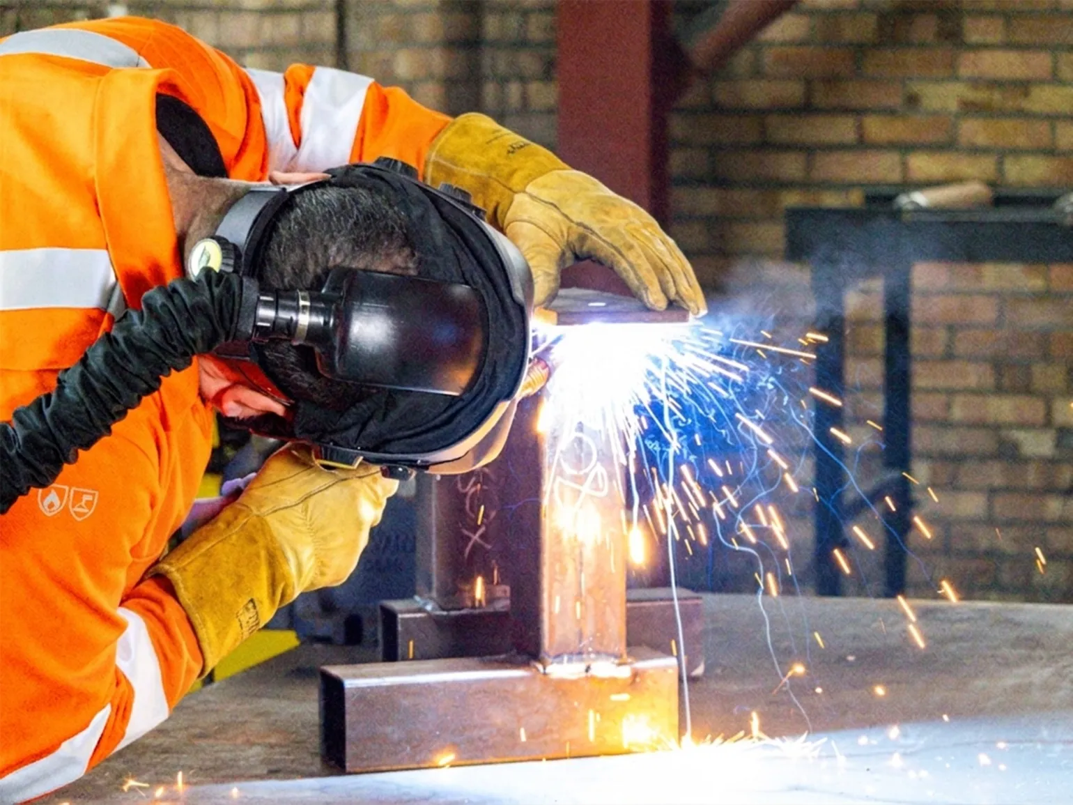 BM Steel now offers a dedicated fabrication service, providing welded structural steelwork produced to recognised UK standards. As a fully UKCA accredited supplier, all fabrication is carried out in line with BS EN 1090 and supplied to Execution Class 2 as standard, ensuring suitability for most residential and light commercial projects.
For our customers, this means:
Full traceability and certification for building control
Reduced risk of delays, redesigns, or site issues
Confidence that the steelwork has been fabricated correctly first time
Structural steelwork to UK standards
All materials are processed using controlled methods and qualified welding procedures, supported by clear documentation at every stage. Structural steel plays a critical role in the safety and long term performance of a building, so using a compliant, audited fabricator is essential. We focus on doing the basics properly. Quality materials, controlled fabrication, and reliable delivery.