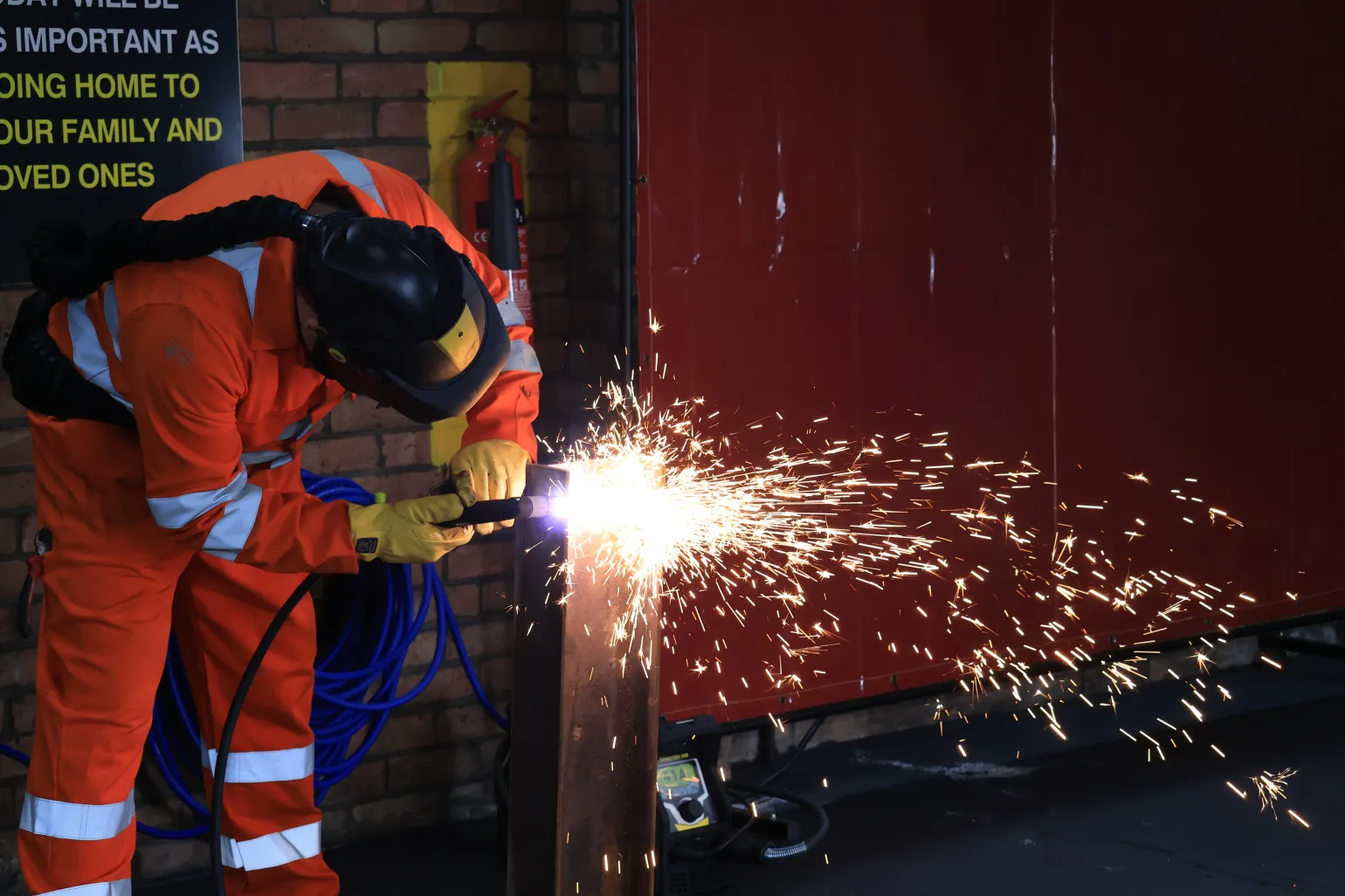 BM Steel now offers a dedicated fabrication service, providing welded structural steelwork produced to recognised UK standards. As a fully UKCA accredited supplier, all fabrication is carried out in line with BS EN 1090 and supplied to Execution Class 2 as standard, ensuring suitability for most residential and light commercial projects.
For our customers, this means:
Full traceability and certification for building control
Reduced risk of delays, redesigns, or site issues
Confidence that the steelwork has been fabricated correctly first time
Structural steelwork to UK standards
All materials are processed using controlled methods and qualified welding procedures, supported by clear documentation at every stage. Structural steel plays a critical role in the safety and long term performance of a building, so using a compliant, audited fabricator is essential. We focus on doing the basics properly. Quality materials, controlled fabrication, and reliable delivery.