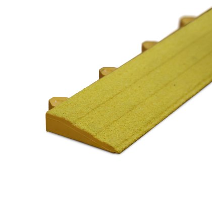 Gritted Ramp Edge, SM Type - Yellow Gritted Ramp Edge, SM Type - Yellow